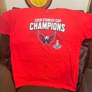 Fanatics Official NHL Washington Capitals Stanley Cup Champion Tee. Red.